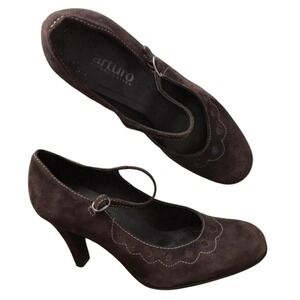 Arturo Chiang Y2K Brown Suede Mary Janes Heels